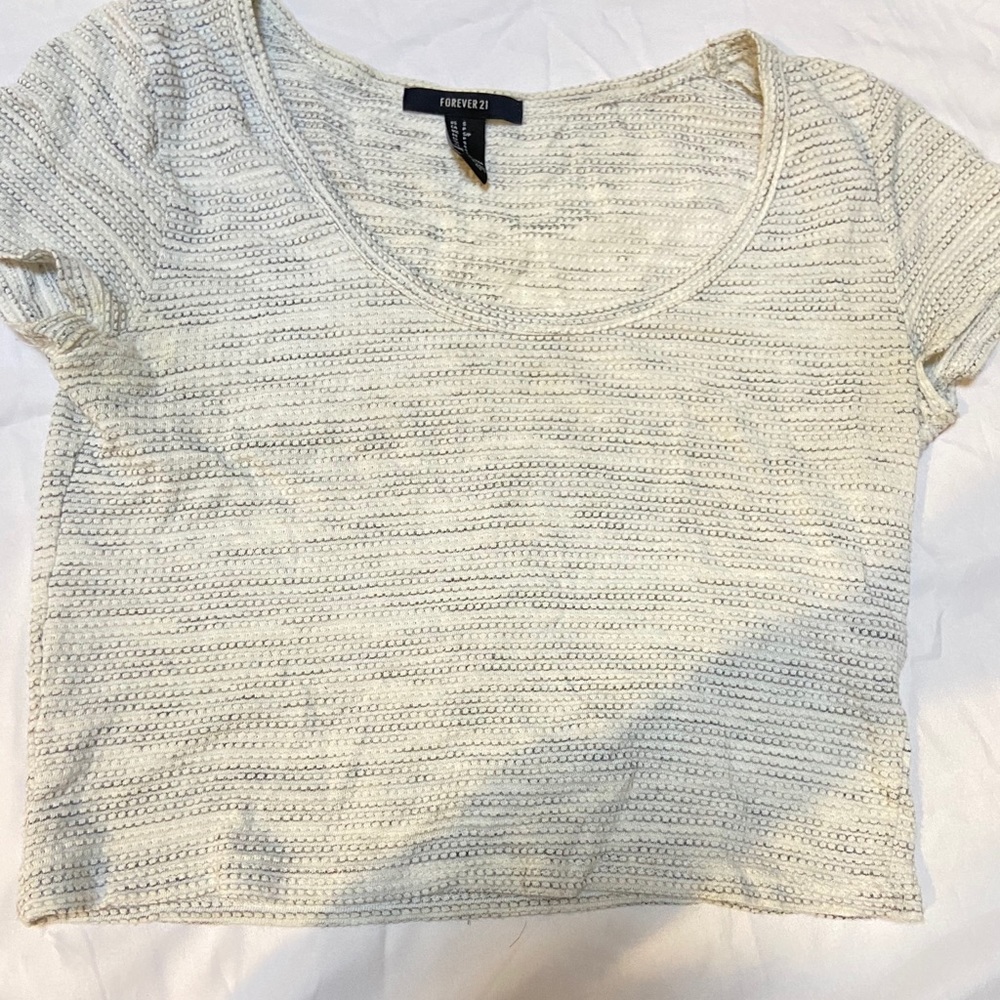 small forever 21 simple tight shirt